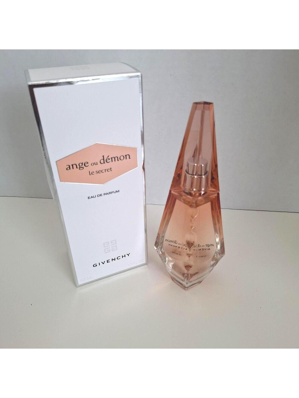 Givenchy EDP Women 1.7 oz / 50 ml UNUSED IN BOX